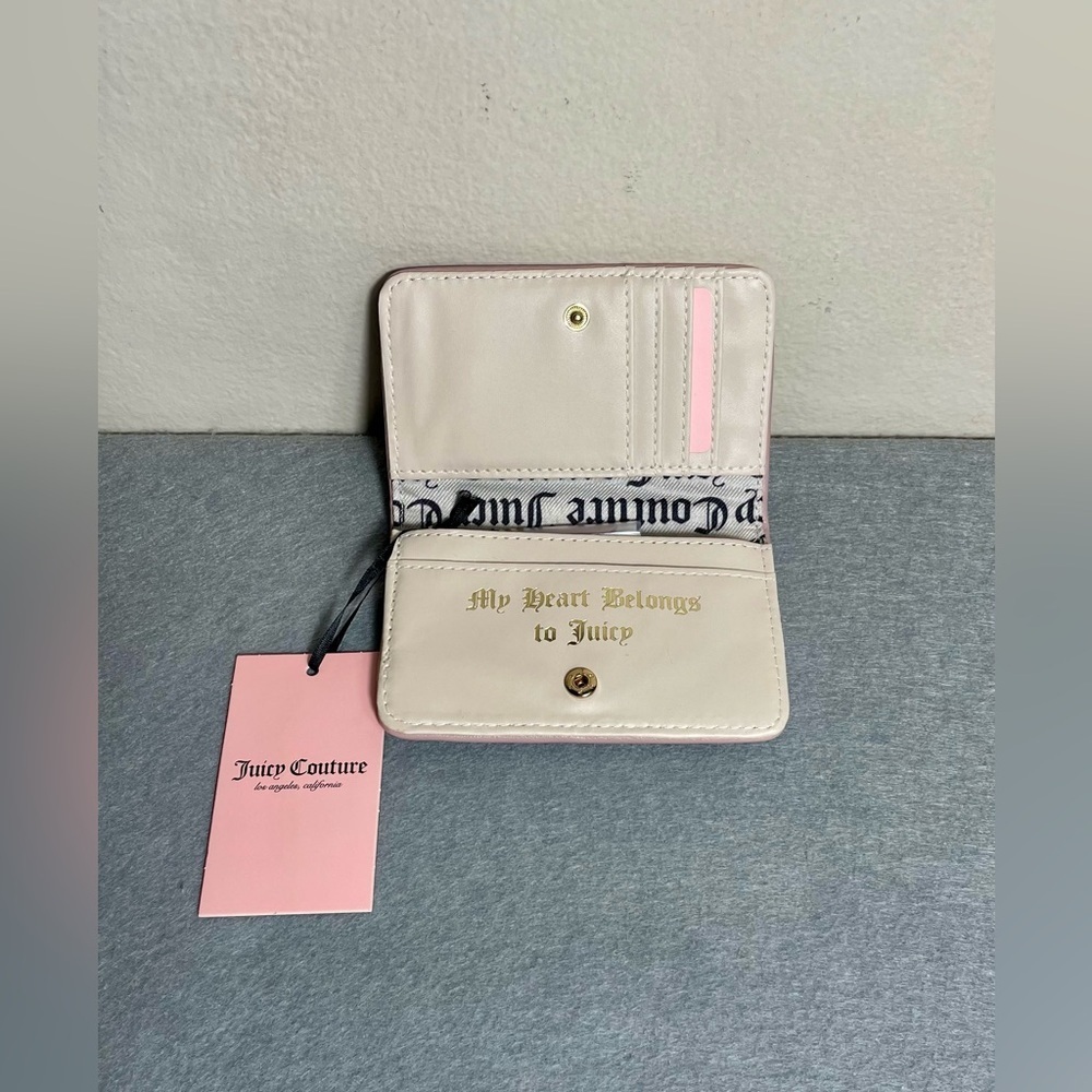 Juicy Couture Dusty Blush Pink Bifold Wallet Elongated Faux Leather NWT - Picture 3 of 5